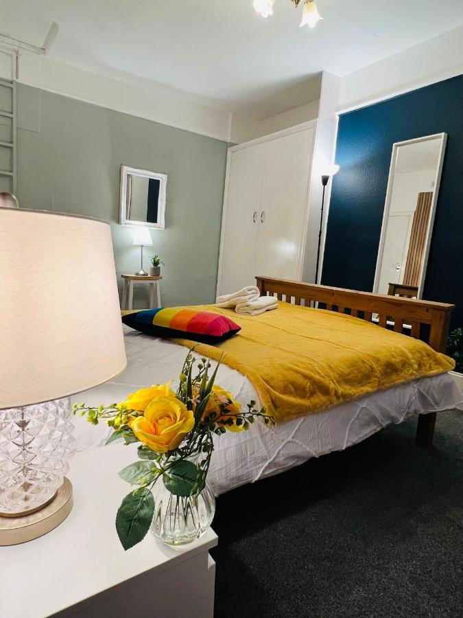 2-Bedroom Plus Living Room Flats Near Edgware Road Londres Exterior foto